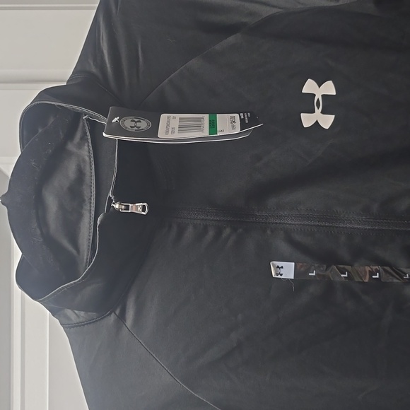 Under armor Heat Gear - Picture 2 of 4